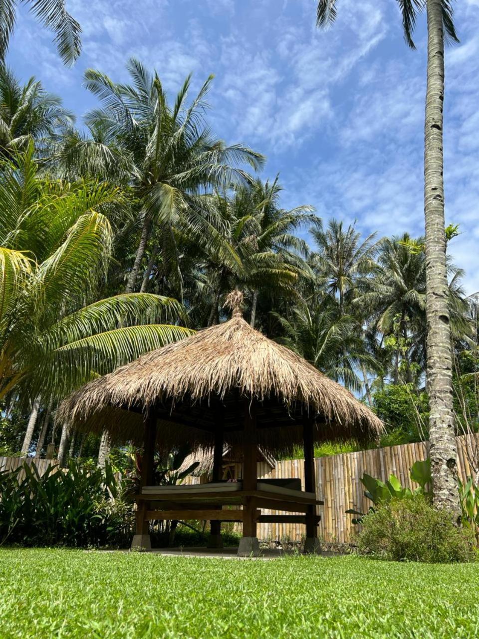 Lendang Luar Villa Senggigi Exterior photo